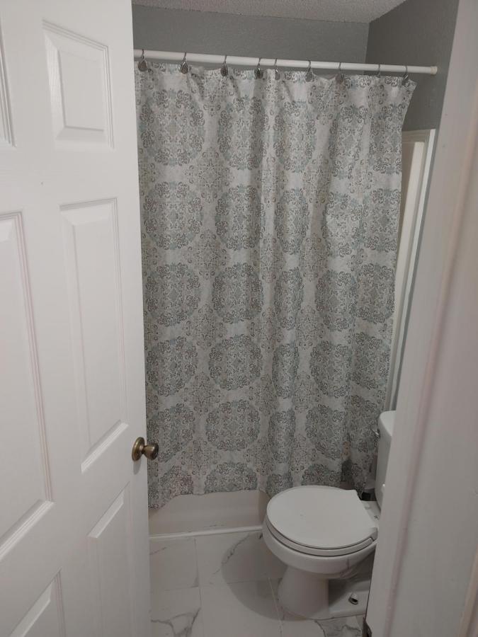 The Kind House Hosting, Low Monthly Rates, Traveling Nurses, Fletc, & Travelers! Brunswick Εξωτερικό φωτογραφία