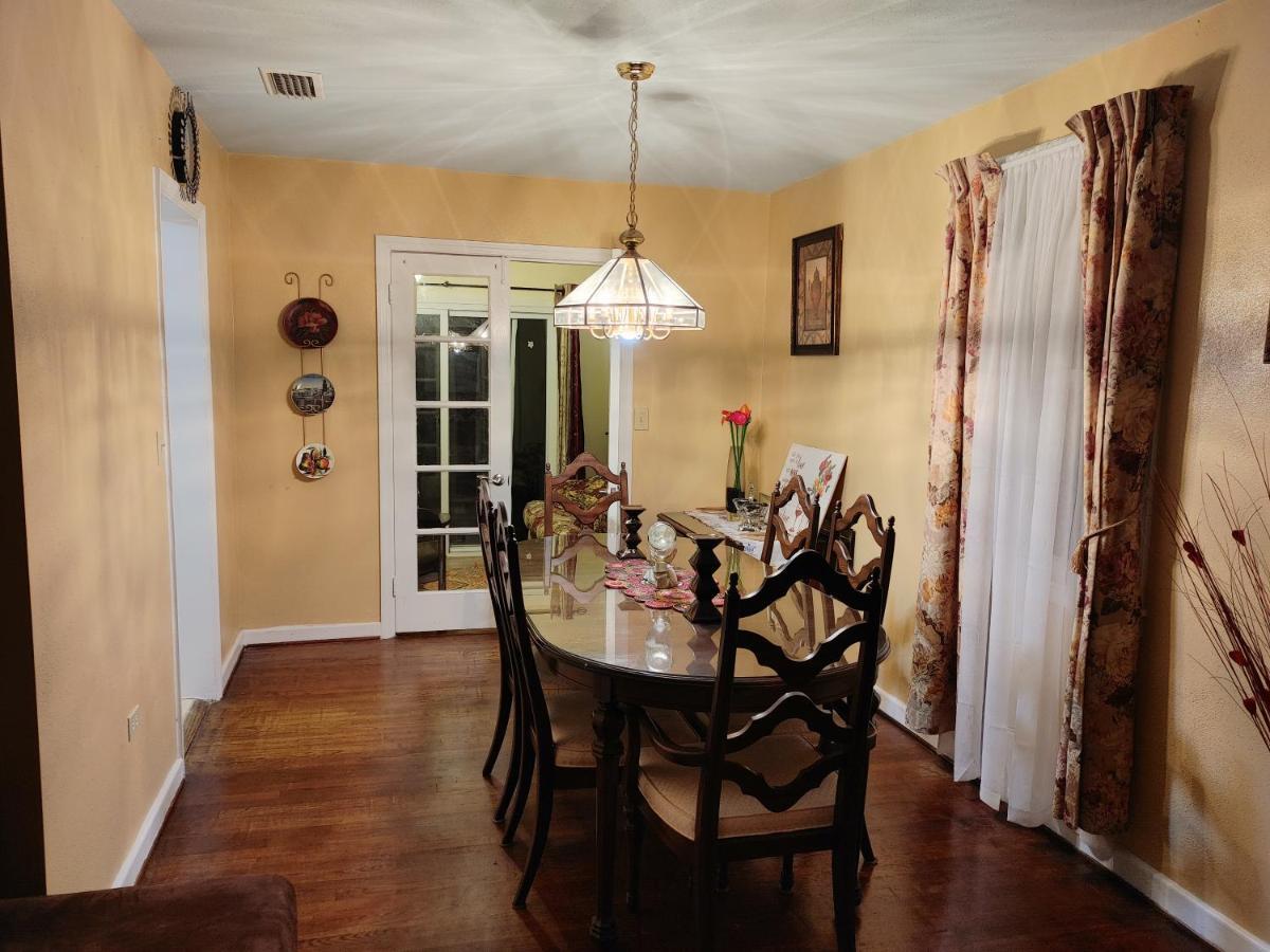 The Kind House Hosting, Low Monthly Rates, Traveling Nurses, Fletc, & Travelers! Brunswick Εξωτερικό φωτογραφία